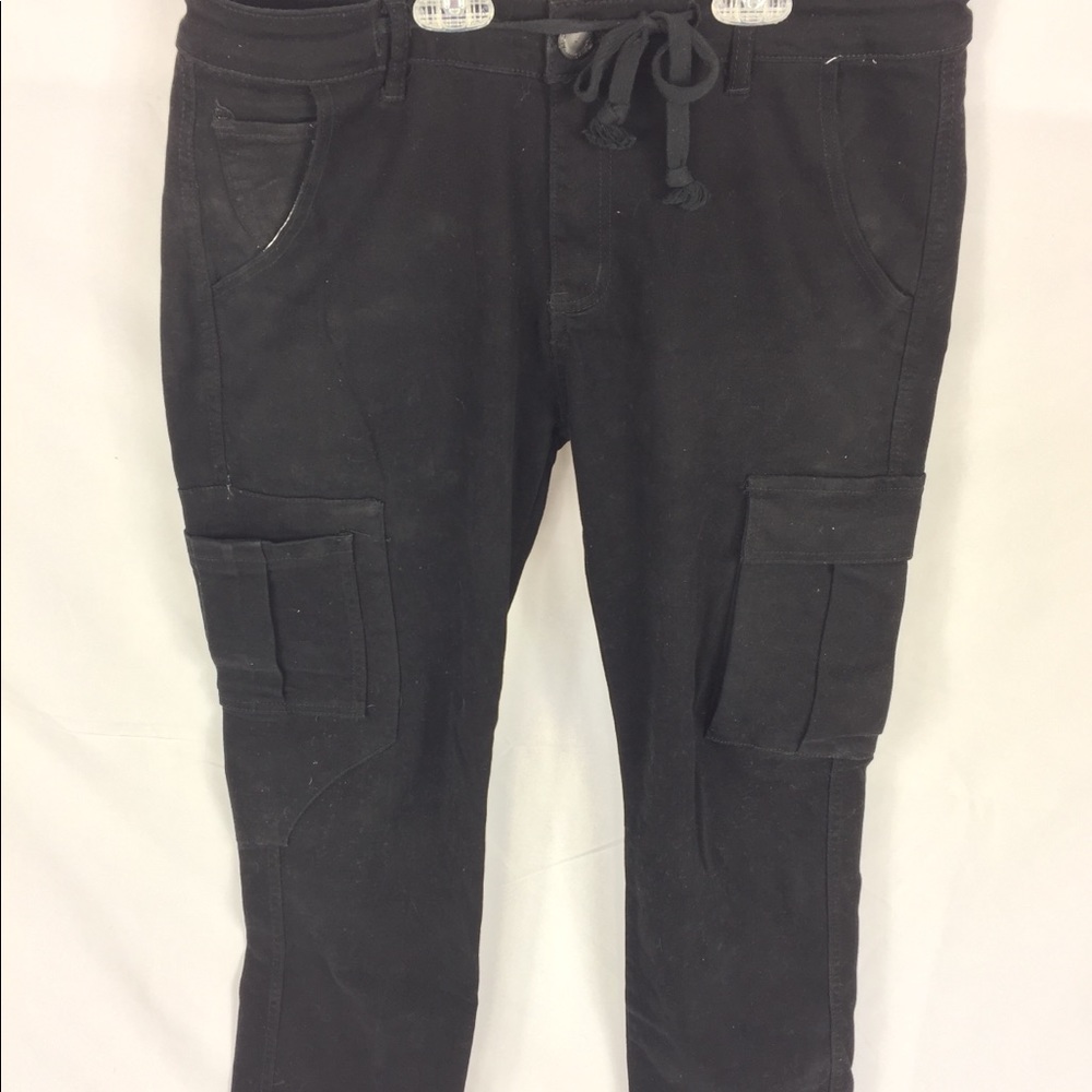 Colours collective men’s black cargos